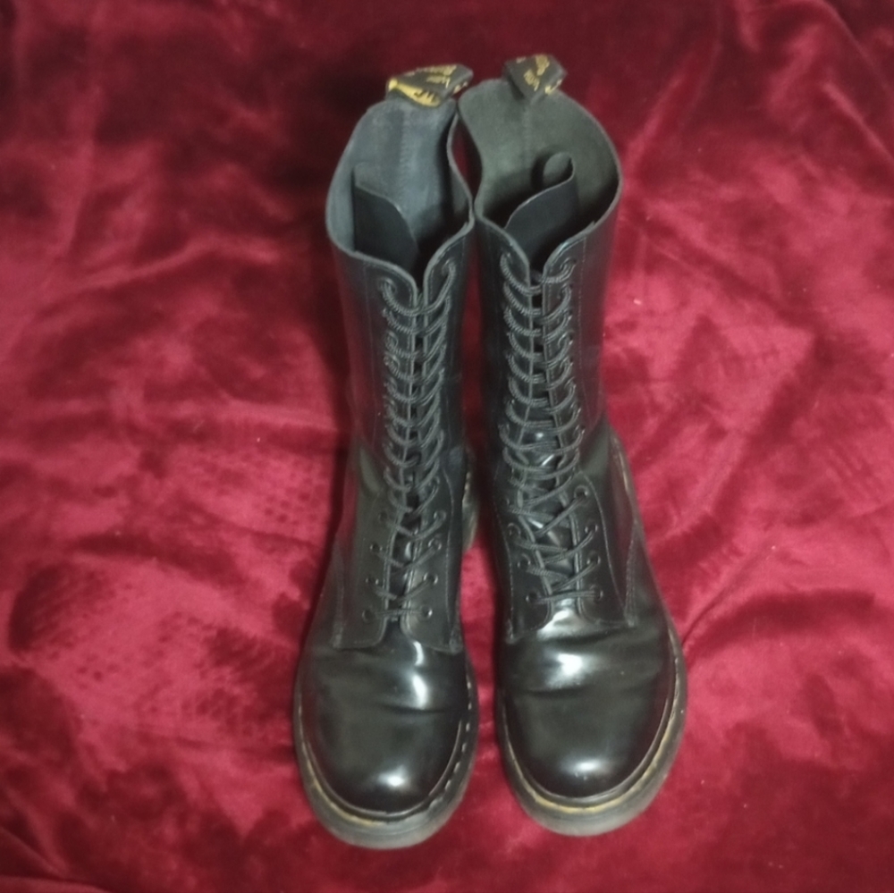 Genuine leather Dr.Marten lace-up boots - Picture 5 of 5